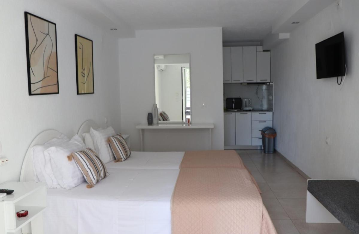 Fiosal Apartments 2 Skiathos by Eksteriør billede